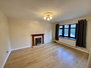 Lounge- click for photo gallery